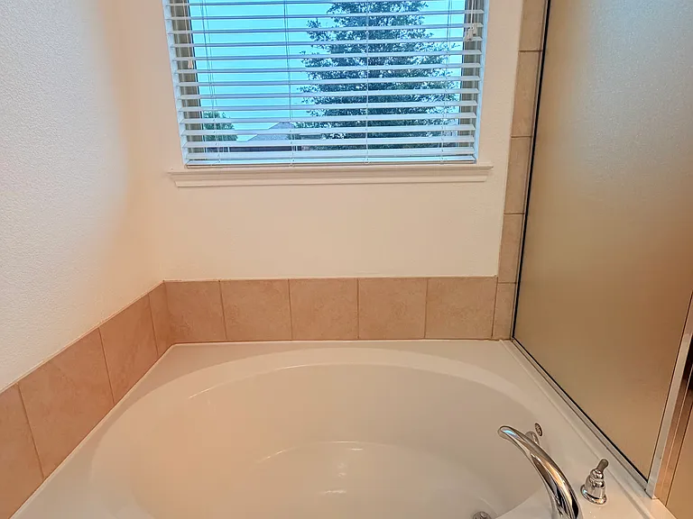 305 Rustic Oak Ln — Photo 14