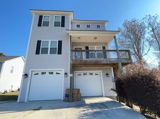 113 Bumps Creek Rd, Sneads Ferry, NC 28460