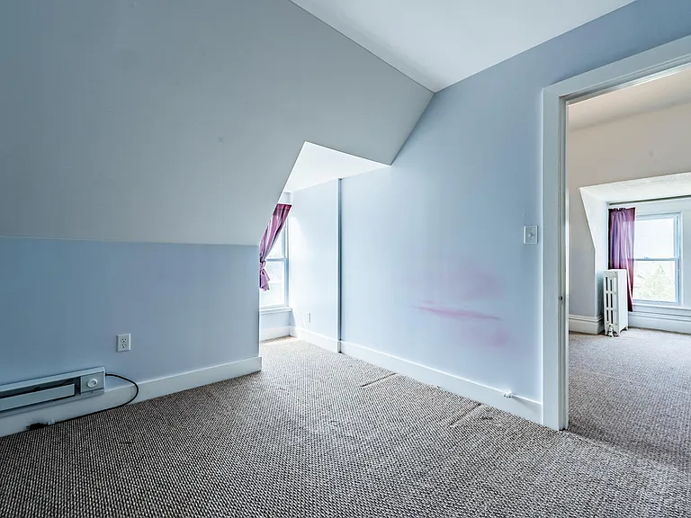 530 Foster St — Photo 20