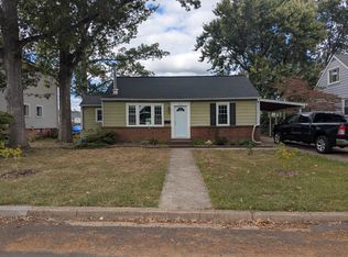 414 Pine Terrace Rd, Glen Burnie, MD 21061