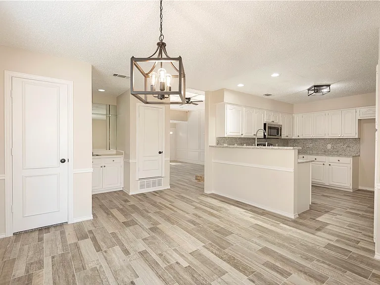 3600 Hilltop Ln — Photo 11