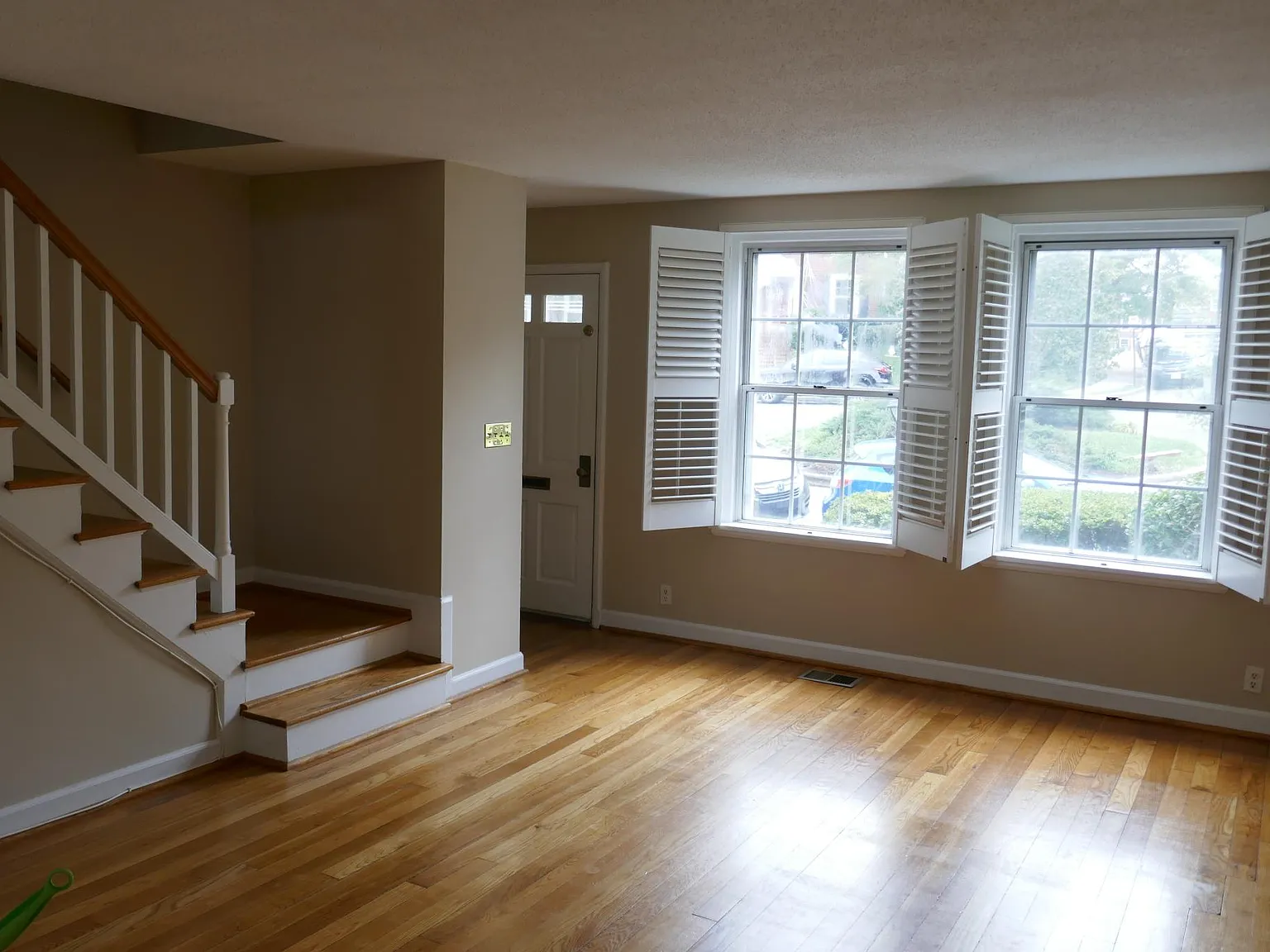 2 bed, 1383 sqft, $2,750 — Photo 3
