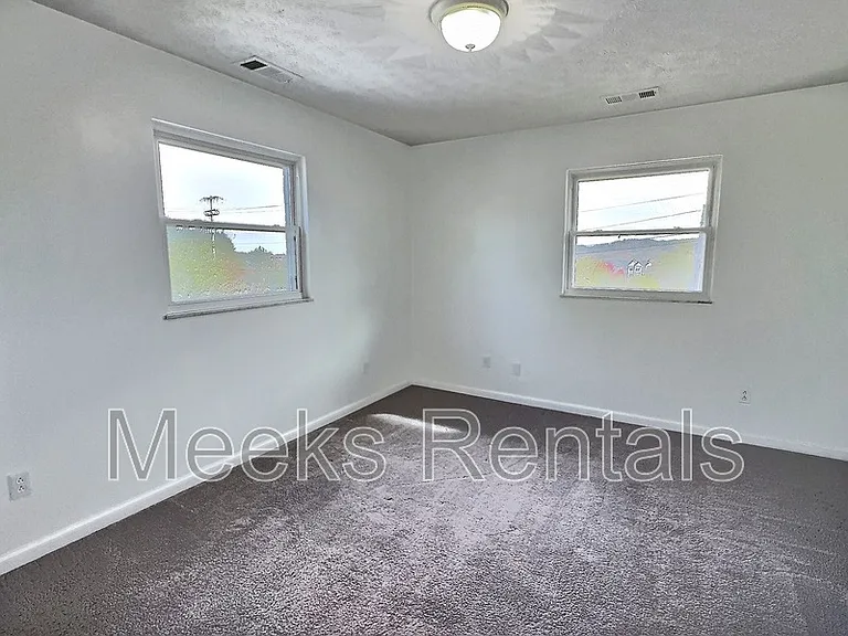 133 Hedrick Rd #12 — Photo 8