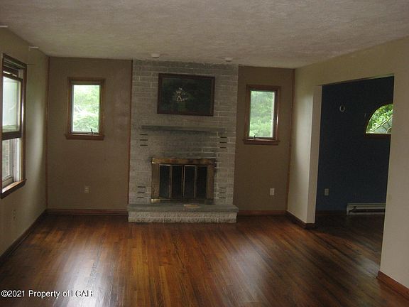 5th image of 2450 Alberdeen Rd