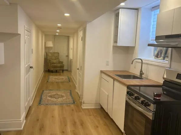 9 Hager Creek Ter #Basement, Hamilton, ON L8B 1Z3