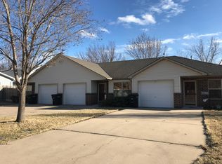 925 E Kelly Ave, Augusta, KS 67010