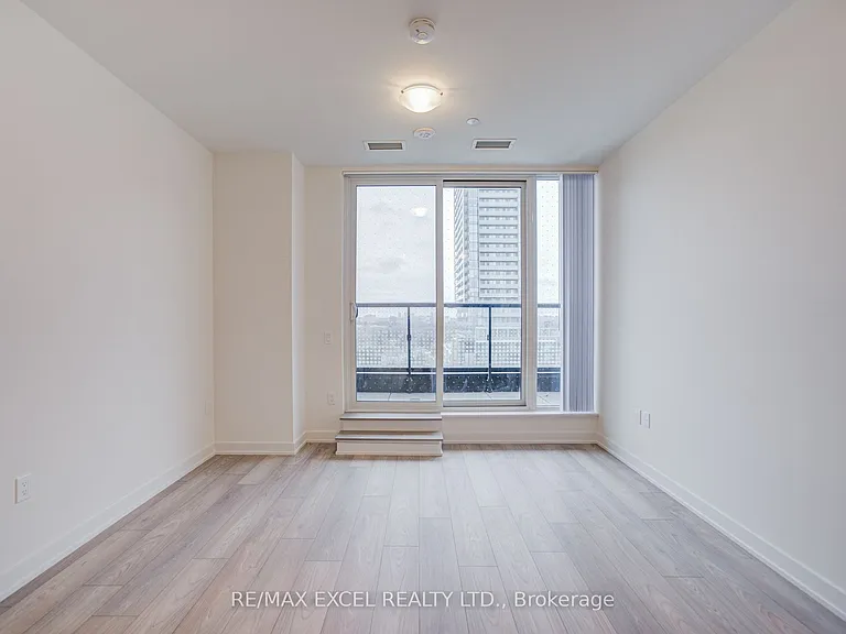 5858 Yonge St #1011 — Photo 18
