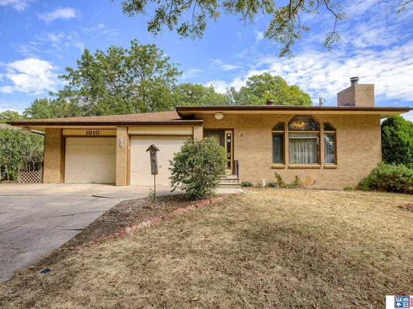1010 Colony Ln, Lincoln, NE 68505