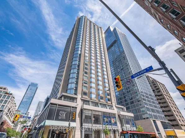 155 Yorkville Ave, Toronto, ON