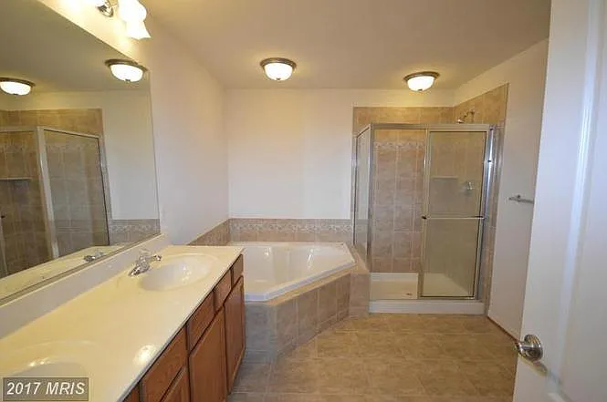 6175 Aster Haven Cir — Photo 11