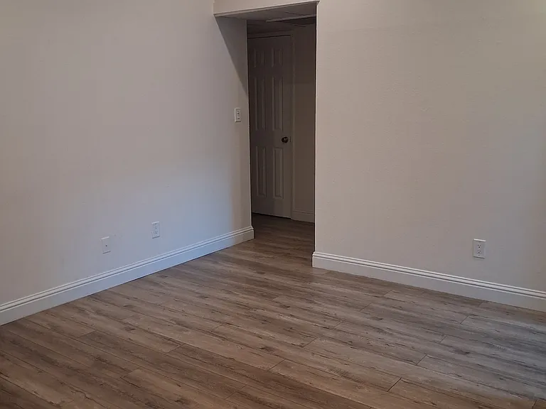 1313 Floyd Ave #112 — Photo 14