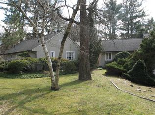 10 Ogden Rd, Scarsdale, NY 10583
