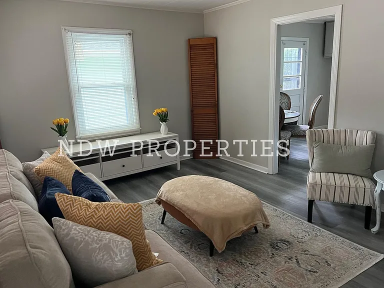 3042 Forrester St — Photo 3