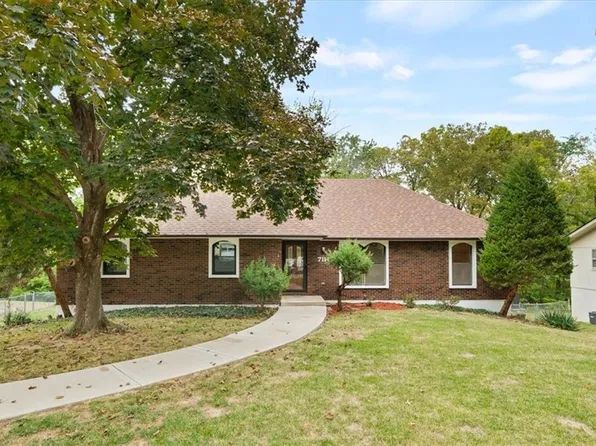 7114 Greeley Ave, Kansas City, KS 66109