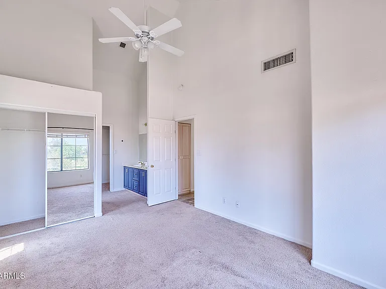 1001 N Pasadena St #61 — Photo 15