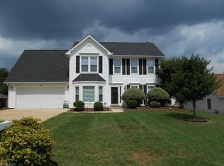 4914 Riding Ridge Dr, Greensboro, NC 27410