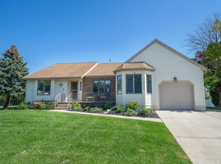 9 Newport Dr, Cape May, NJ 08204