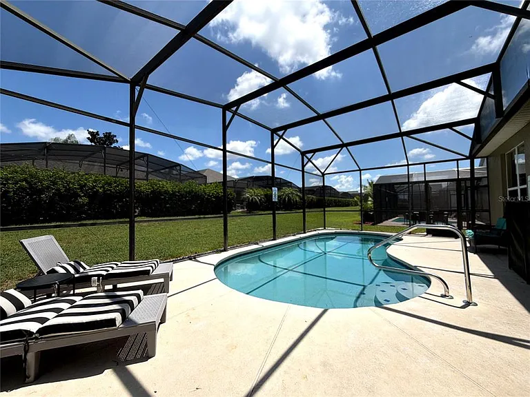 8127 Fan Palm Way — Photo 35