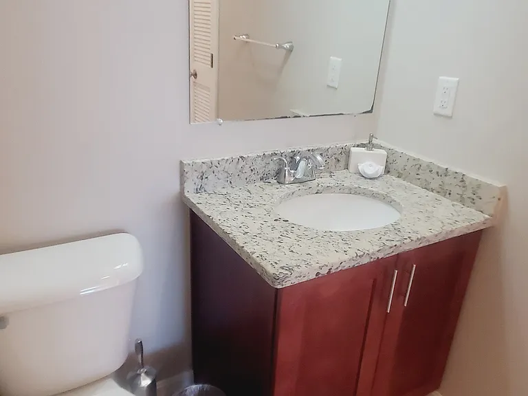 22 John Hancock Dr — Photo 11