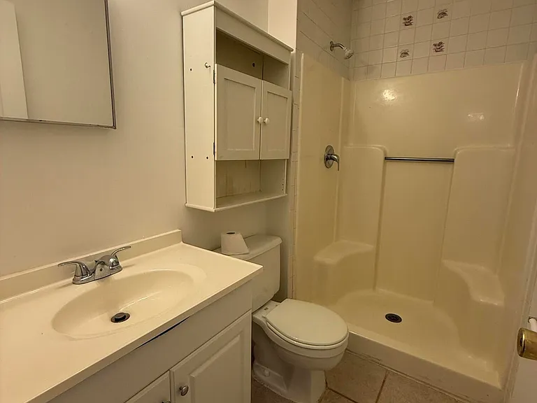 1194 SW Granadeer St — Photo 6
