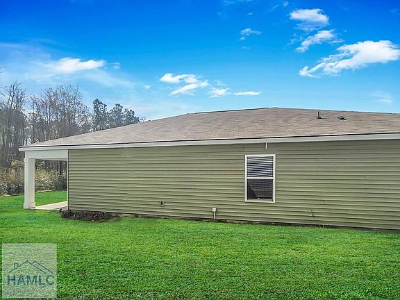 5th image of 109 Barbados Cir