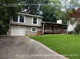 115 N Pond Way, Roswell, GA 30076