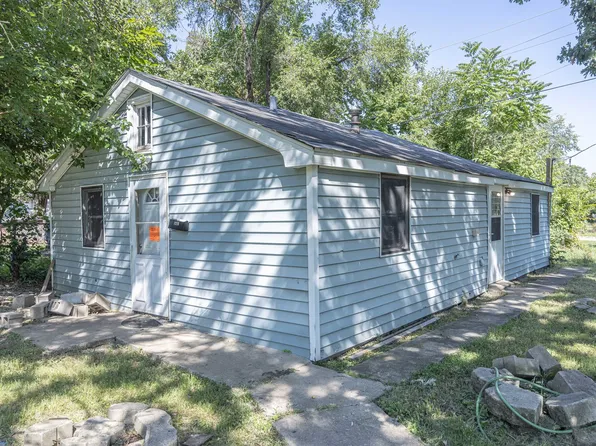 1216 Gould St, Joliet, IL 60432