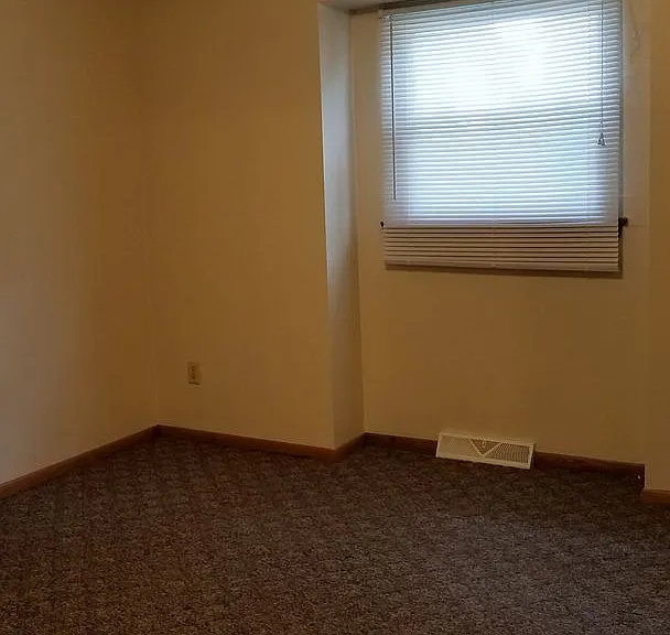 4403-4429 Harding Ave — Photo 10
