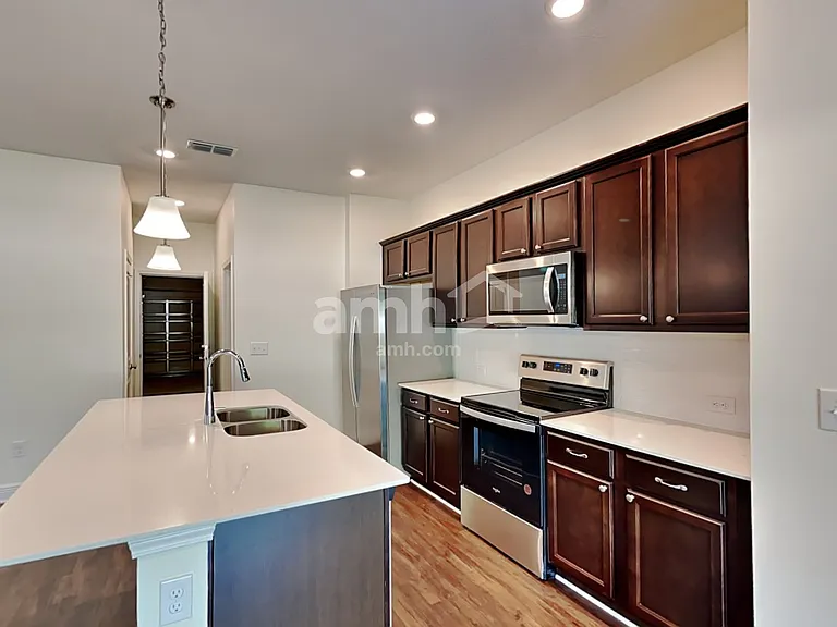 22485 Bellini Cir — Photo 3