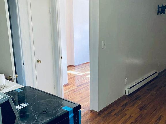 5th image of 7422 91st Ave