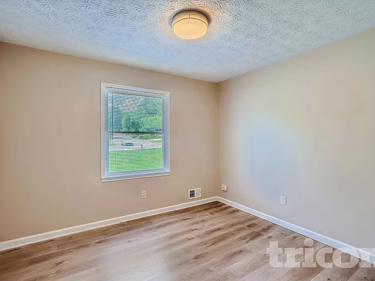 590 Clubland Cir SE — Photo 7