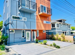 9220 35th Ave SW UNIT B, Seattle, WA 98126