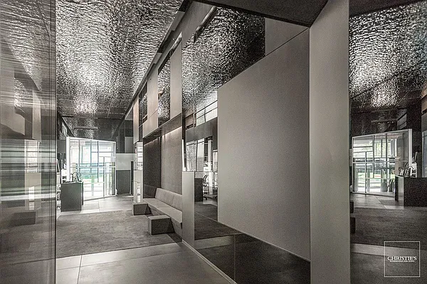 Sold by Christie's International Real Estate Group, LLC | media 27