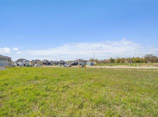 3697 Farrow Ave, Windsor, ON N9E 0A6