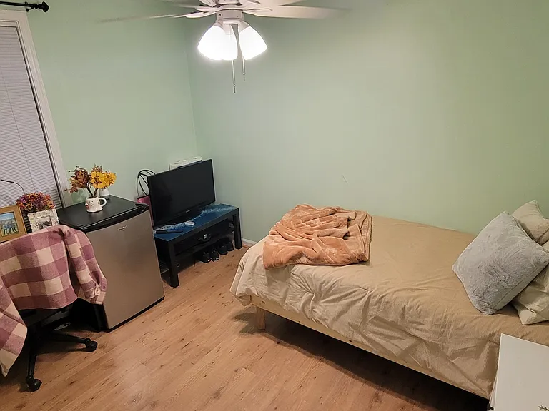 8399 Fern Leaf Ct — Photo 2