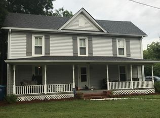 7123 Summerfield Rd, Summerfield, NC 27358