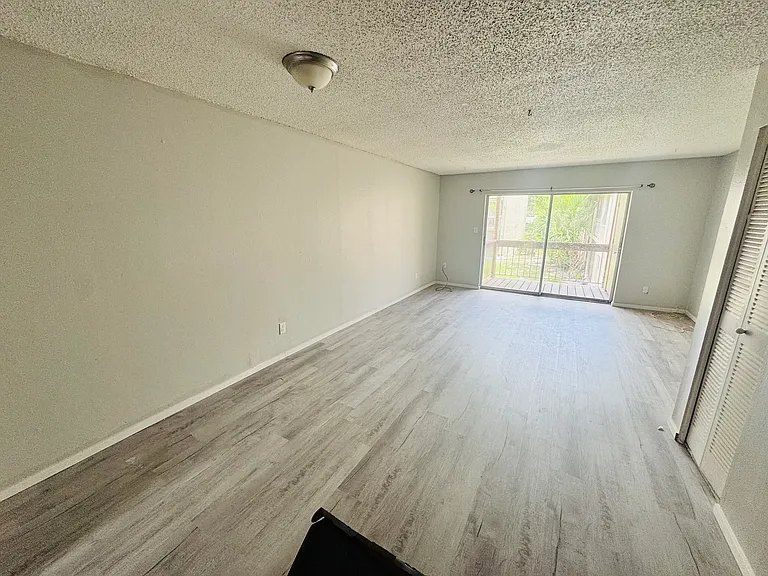 5506 Loblolly Ct — Photo 2