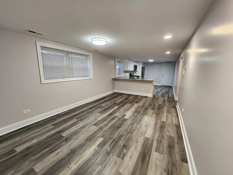 6141 N Richmond St #G — Photo 6