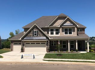 1909 English Ivy Ln, Knoxville, TN 37932