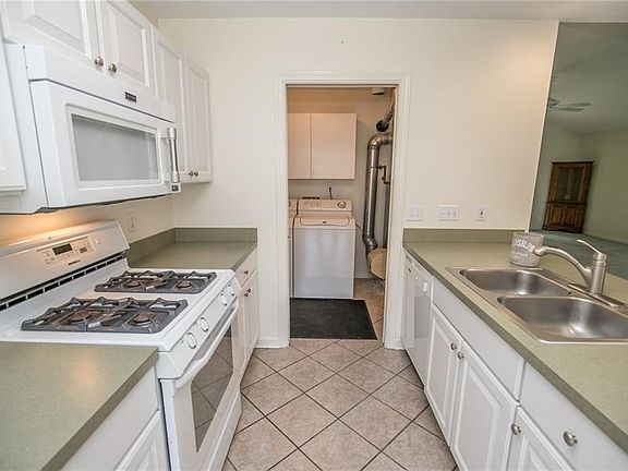 4th image of 6815 Arbor Ct #16