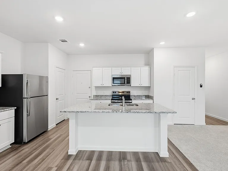 2106 Meadow Park Dr — Photo 23