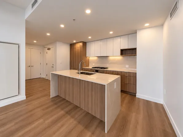 6087 Wilson Ave, Burnaby, BC