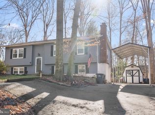 8967 Westchester Dr, Manassas, VA 20112
