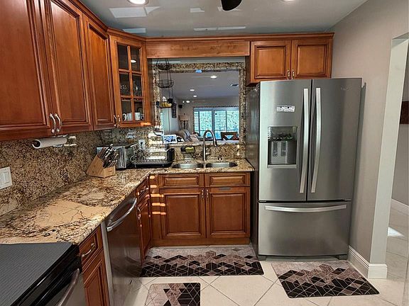 2nd image of 21217 Lago Circle #6-J