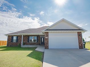 4722 S 125th Rd, Bolivar, MO 65613