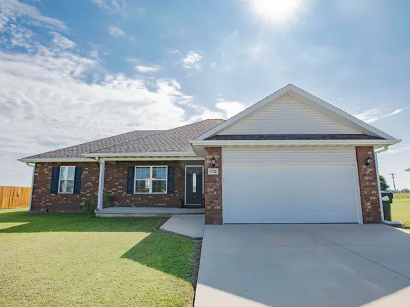 4722 S 125th Road, Bolivar, MO 65613
