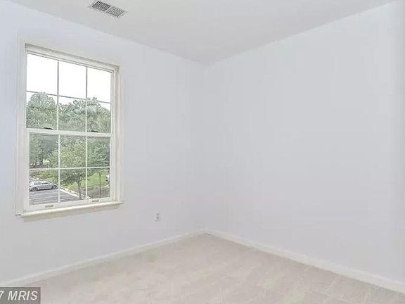 4th image of 13820 Ashington Ct
