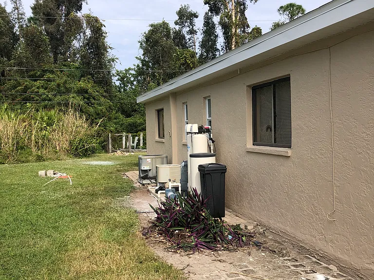 7395 Albany Rd — Photo 24