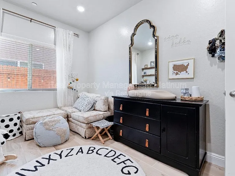 2170 Hermosa Ave — Photo 20