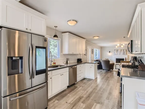 10575 NW Cornell Rd, Portland, OR 97229